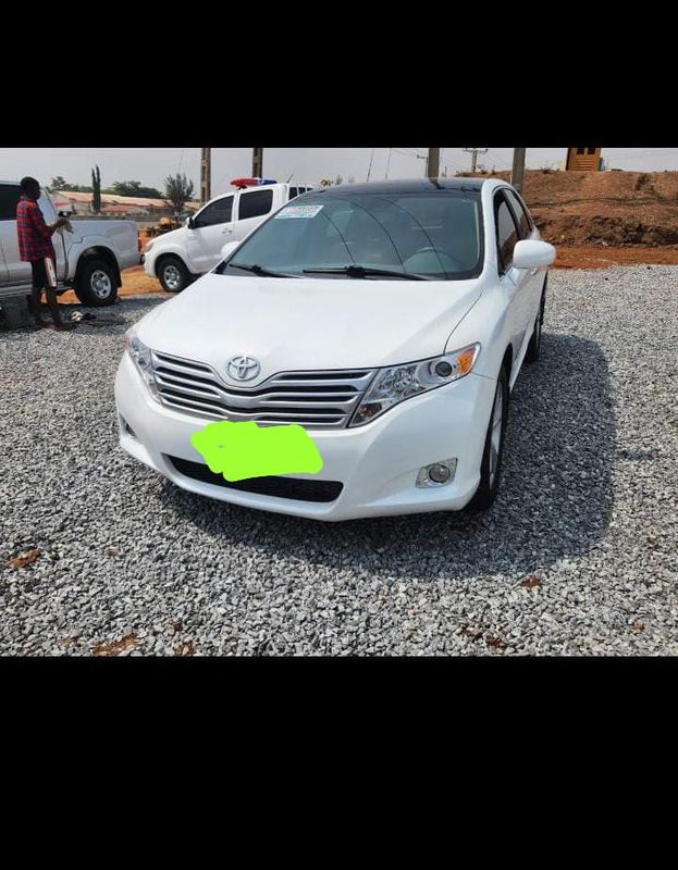 Main image of 2010 Toyota Venza